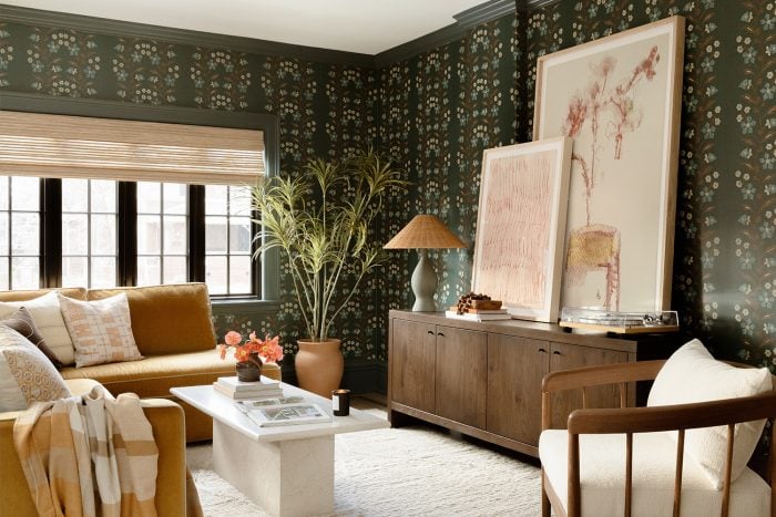 45 Timeless Living Room Wall Decor Ideas, Straight From Interior Designers